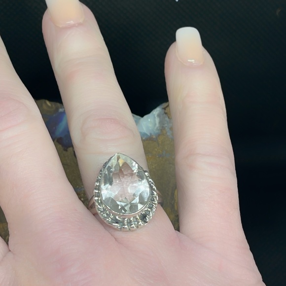 Sterling Silver Clear Quartz Ring - Picture 2 of 7